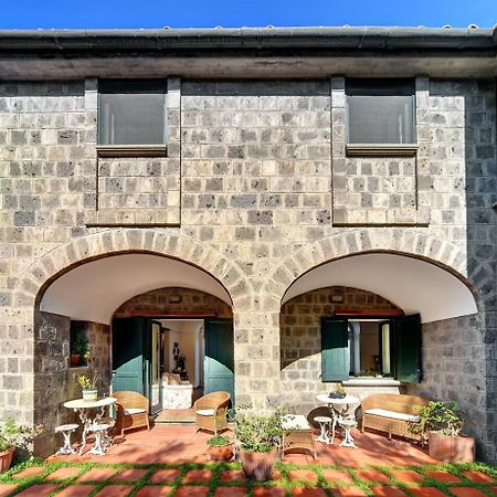 Fondo Turiello Villa Gardens Pool And Guest Services Sant'Agata sui due Golfi Exterior photo
