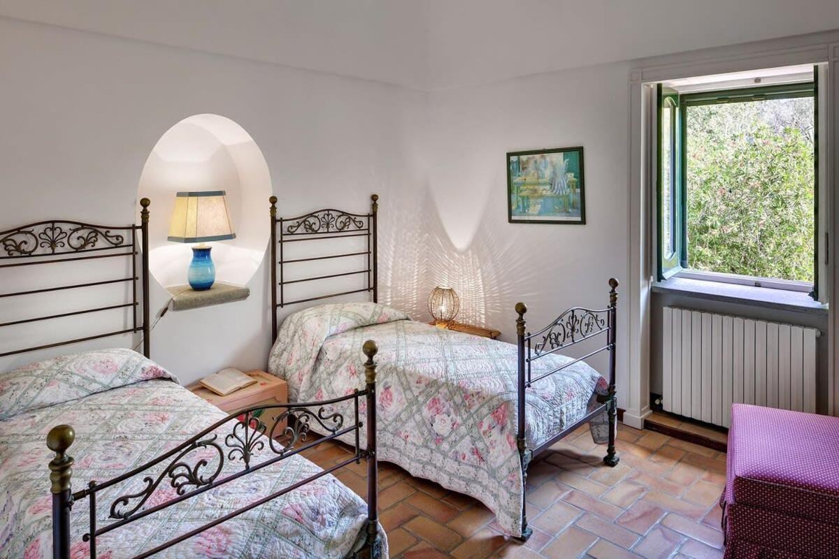 Fondo Turiello Villa Gardens Pool And Guest Services Sant'Agata sui due Golfi Exterior photo